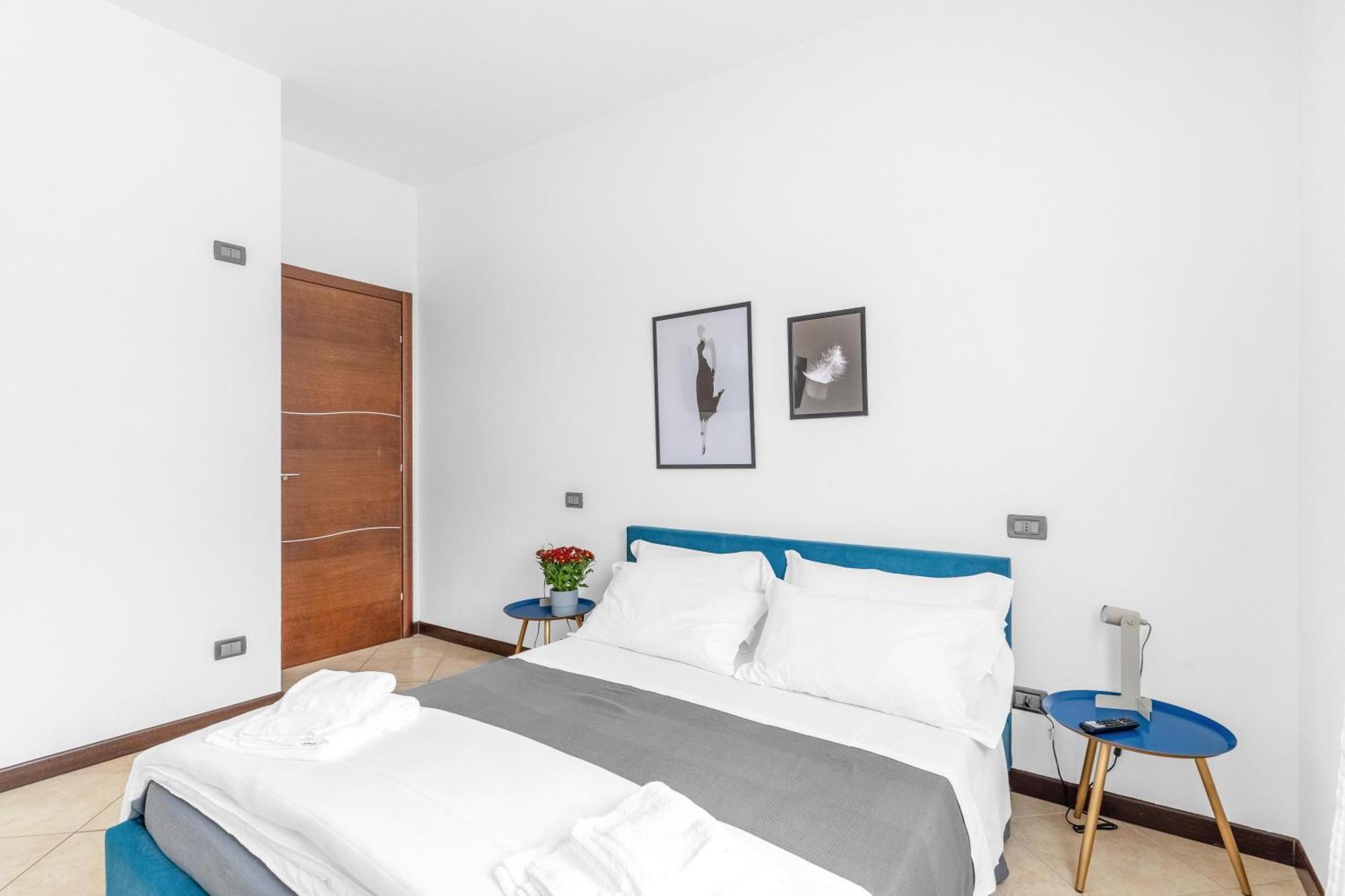 -Free Pool And Parking- Garda House Apartments كاستلْنْيوفو ديل غارد المظهر الخارجي الصورة