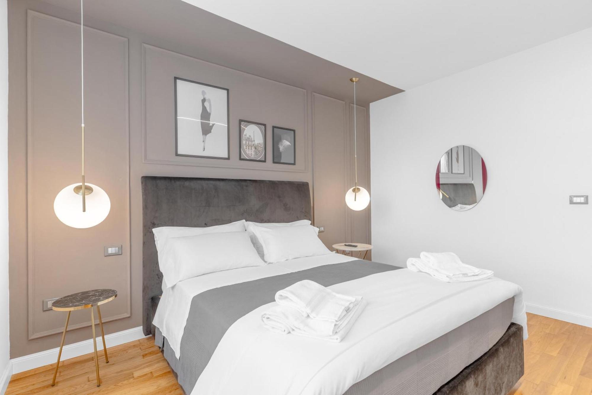 -Free Pool And Parking- Garda House Apartments كاستلْنْيوفو ديل غارد المظهر الخارجي الصورة